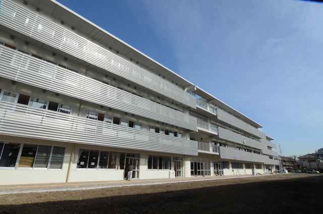 上作延小学校