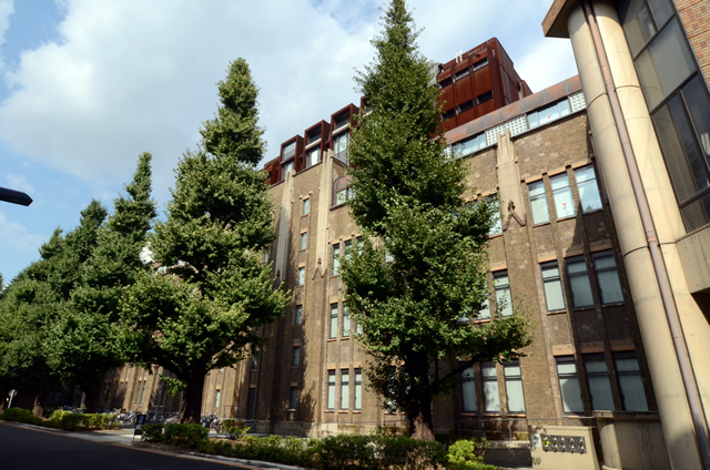 東京大学法学部3号館